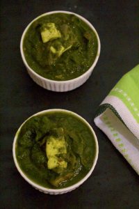 Easy Homemade Healthy Palak Paneer Capsicum Curry. Delicious cubes of cottage cheese cooked in soft spinach and onion tomato gravy. Fresh, Green, Nutritious