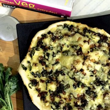 Kale and Onion Pizza_PepperOnPizza.com