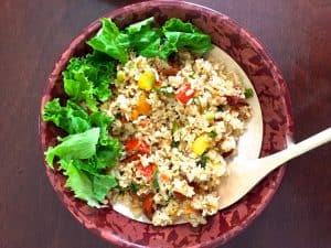 Brown rice salad with roasted tomatoes