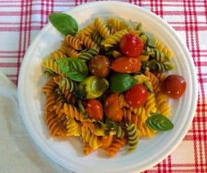 Rotini Pasta in Garlicky burst cherry tomato sauce